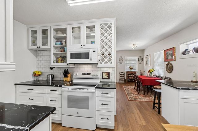 4727 W ANITA BOULEVARD, Tampa, FL 33611