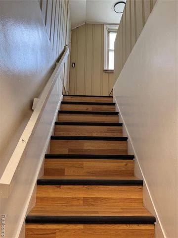 6737 Warwick Street, Detroit, MI 48228