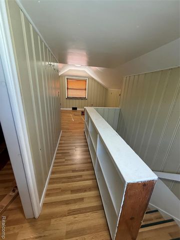 6737 Warwick Street, Detroit, MI 48228