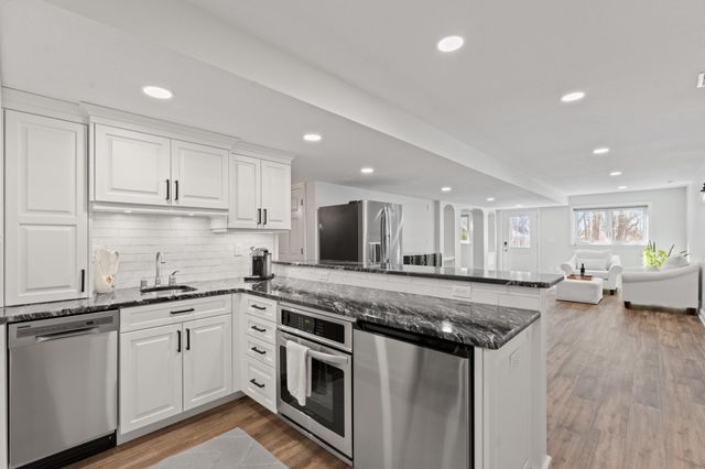 5435 Howard Street NW, Rochester, MN 55901