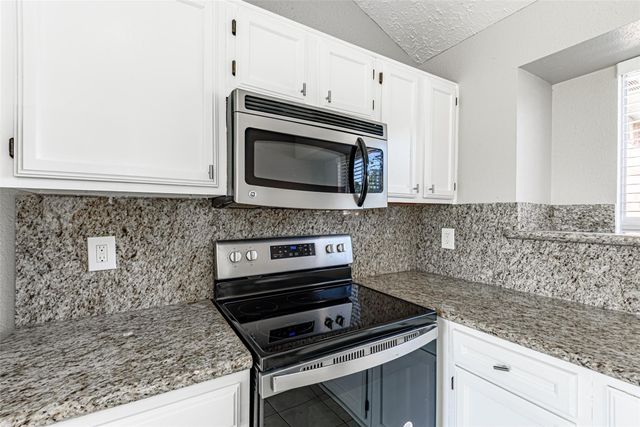 2519 Ironclad Drive, League City, TX 77573