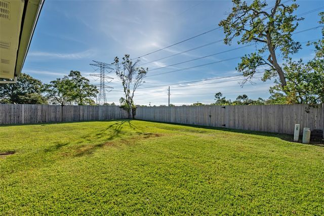 2519 Ironclad Drive, League City, TX 77573