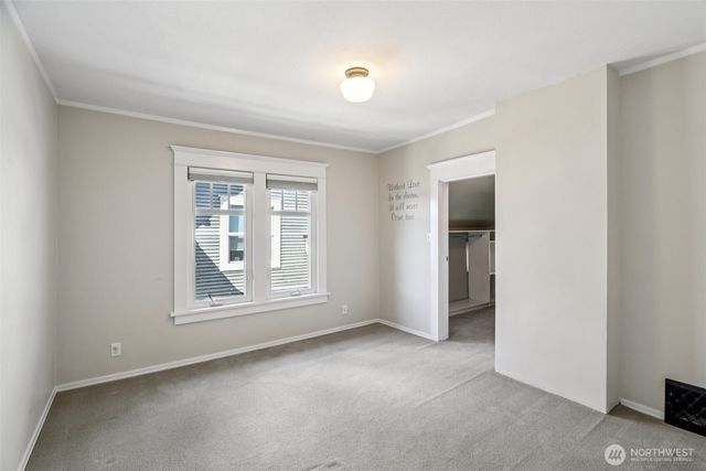 1606 33rd Avenue, Seattle, WA 98122