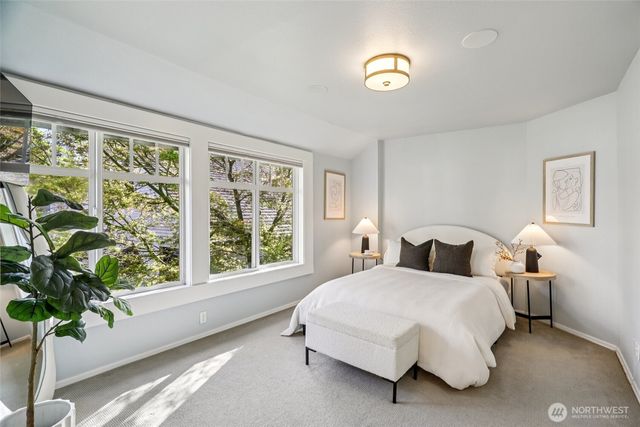 1606 33rd Avenue, Seattle, WA 98122