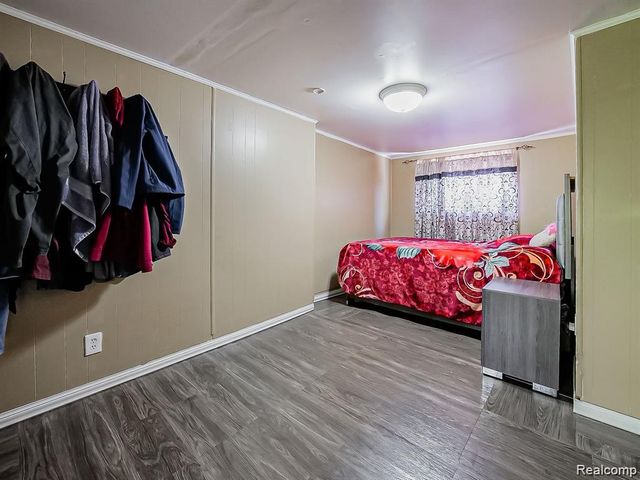 8320 Nightingale Street, Dearborn Heights, MI 48127