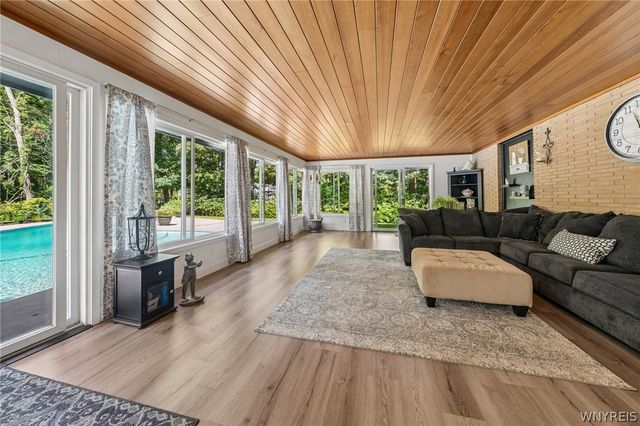 4790 Thompson Road, Clarence, NY 14031