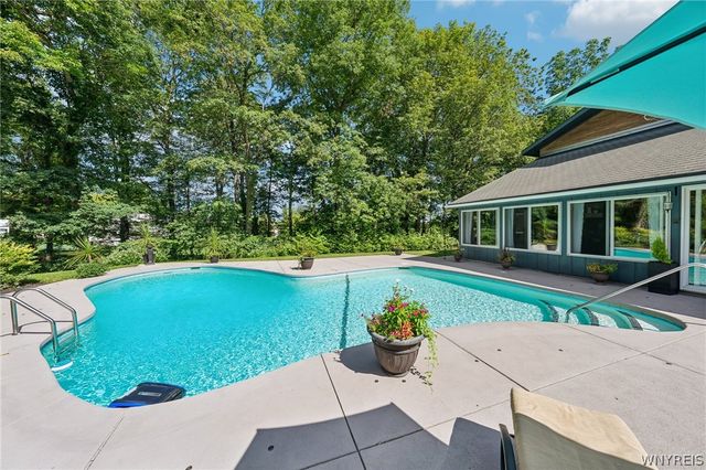 4790 Thompson Road, Clarence, NY 14031