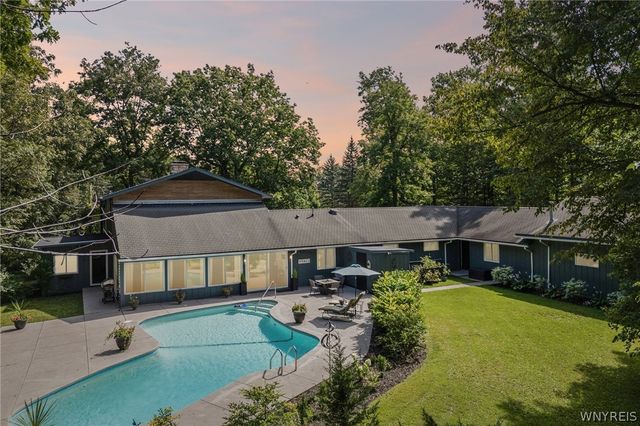 4790 Thompson Road, Clarence, NY 14031