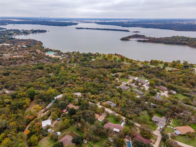 409 Rocky Ridge Terrace, Lakeside, TX 76108