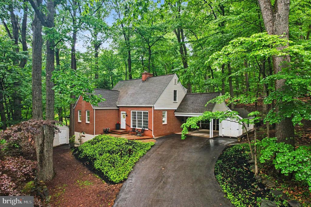 220 JUG HOLLOW RD, Valley Forge, PA 19481