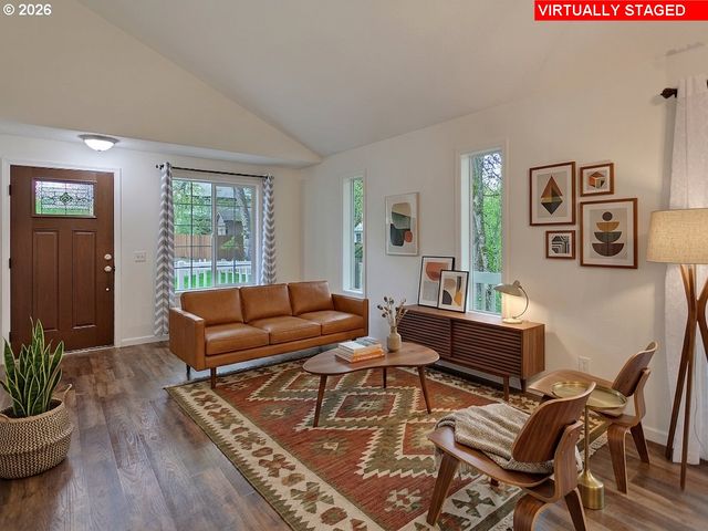 21249 Sw HOUSTON Dr, Sherwood, OR 97140