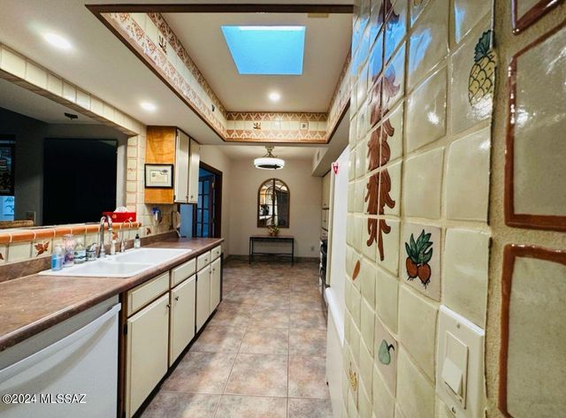 7021 E Rivercrest Road, Tucson, AZ 85750