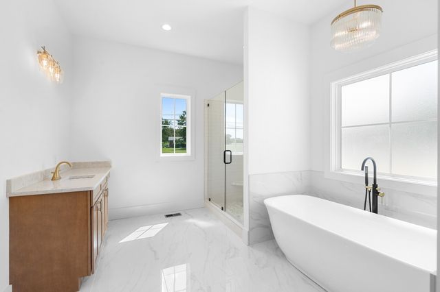 2622 Deer Creek Ln, White House, TN 37188