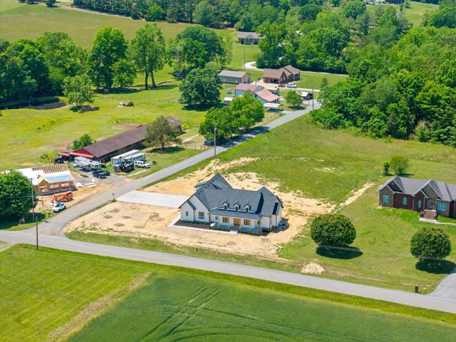 2622 Deer Creek Ln, White House, TN 37188