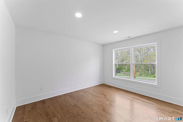 95 Harvest Ridge Road, Stratford, CT 06614