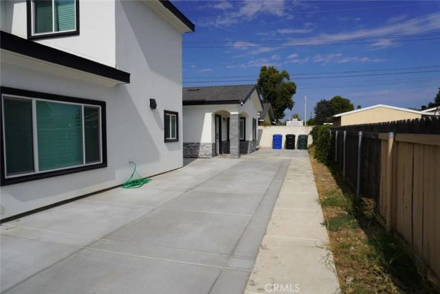 148 S Lark Ellen, West Covina, CA 91791