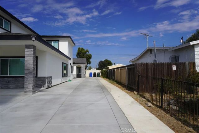 148 S Lark Ellen, West Covina, CA 91791