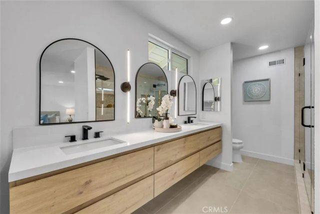 3114 S Rene, Santa Ana, CA 92704