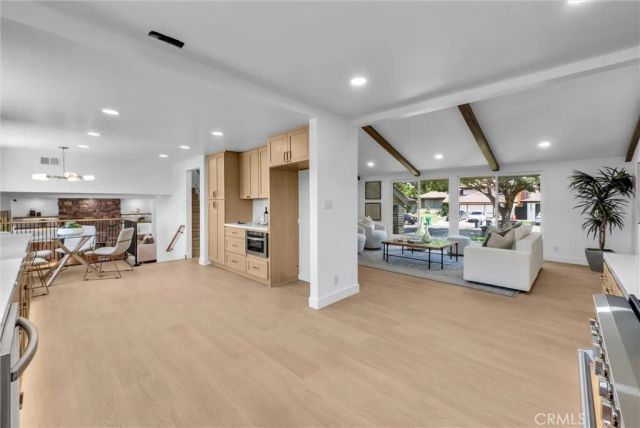 3114 S Rene, Santa Ana, CA 92704