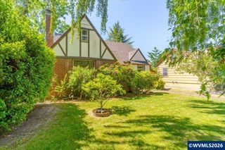 1245 18th St NE, Salem, OR 97301