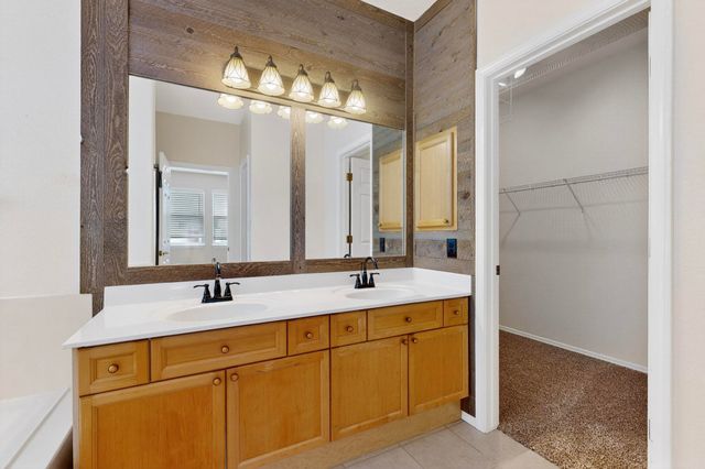 5013 BRIGHTON HILLS Drive NE, Rio Rancho, NM 87144