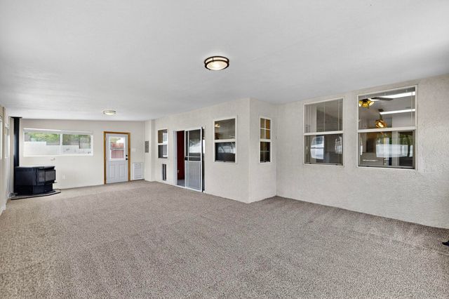 5013 BRIGHTON HILLS Drive NE, Rio Rancho, NM 87144