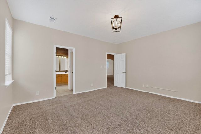 5013 BRIGHTON HILLS Drive NE, Rio Rancho, NM 87144