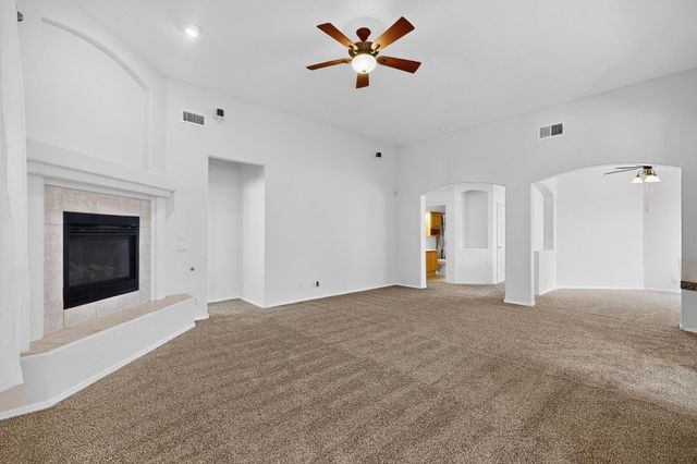 5013 BRIGHTON HILLS Drive NE, Rio Rancho, NM 87144