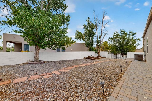 5013 BRIGHTON HILLS Drive NE, Rio Rancho, NM 87144