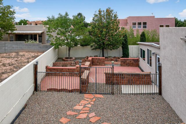 5013 BRIGHTON HILLS Drive NE, Rio Rancho, NM 87144