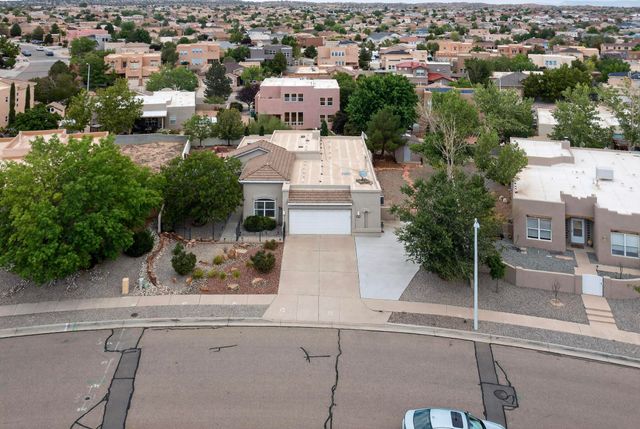 5013 BRIGHTON HILLS Drive NE, Rio Rancho, NM 87144