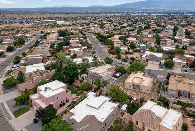 5013 BRIGHTON HILLS Drive NE, Rio Rancho, NM 87144