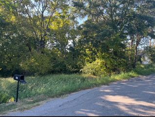 0 Bounding Main Street, Gun Barrel City, TX 75156