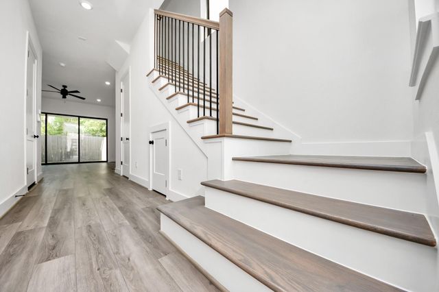 1422 Caywood Lane B, Houston, TX 77055