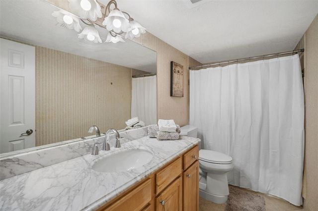 6100 GULFPORT BOULEVARD S 402, Gulfport, FL 33707