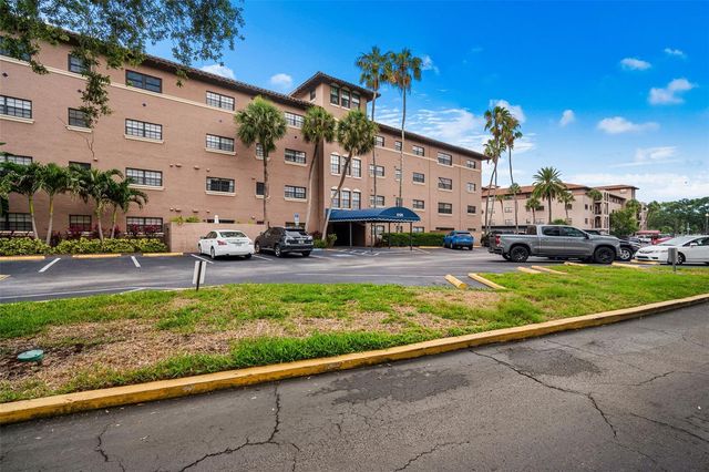 6100 GULFPORT BOULEVARD S 402, Gulfport, FL 33707
