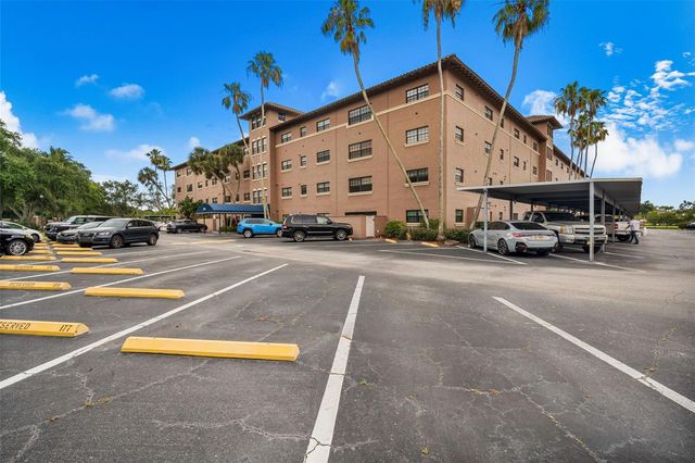 6100 GULFPORT BOULEVARD S 402, Gulfport, FL 33707