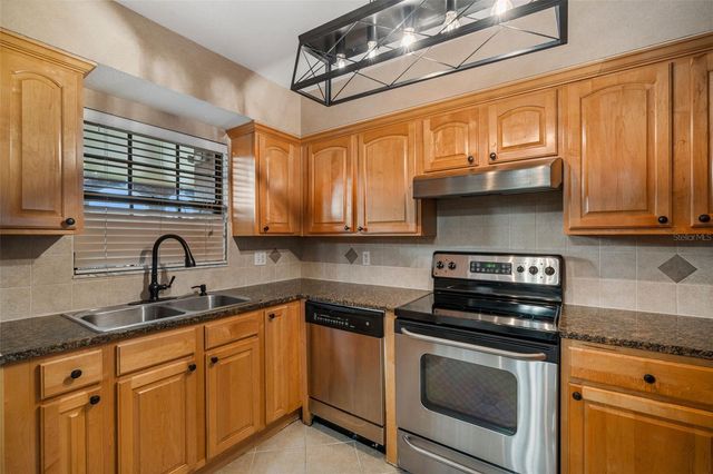 6100 GULFPORT BOULEVARD S 402, Gulfport, FL 33707