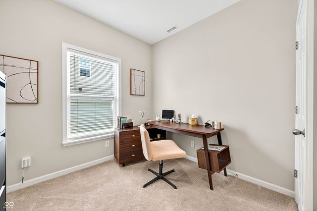 2089 Deer Valley Court, Columbus, IN 47201