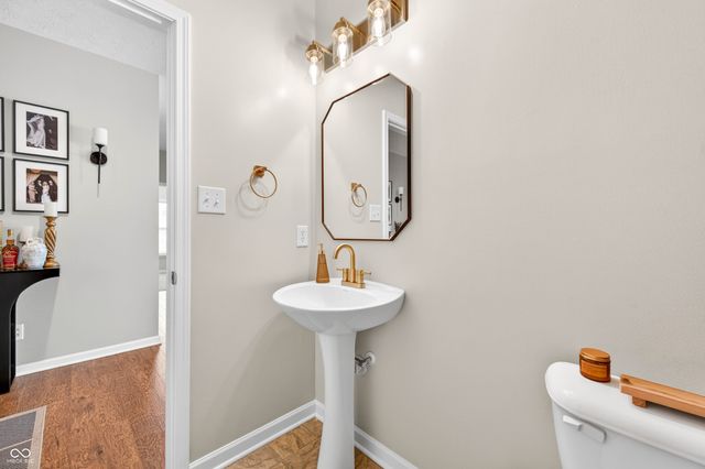 2089 Deer Valley Court, Columbus, IN 47201