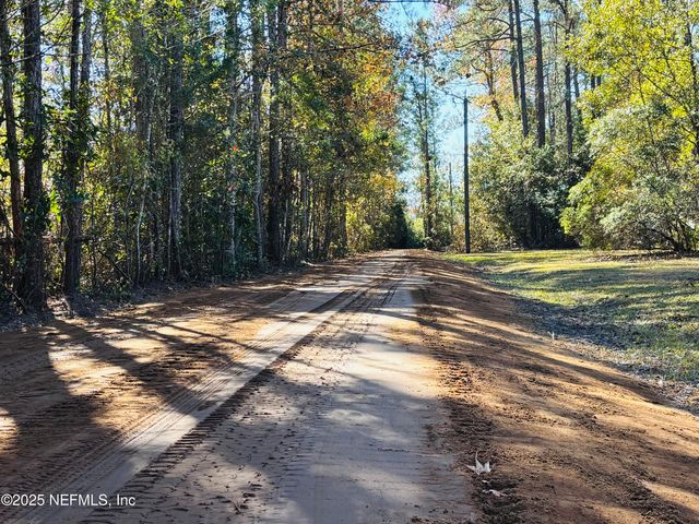 65094 LOGAN Road, Yulee, FL 32097