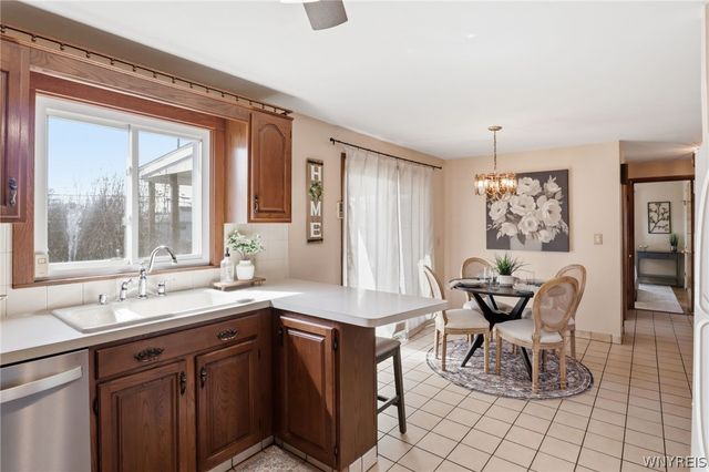 4243 E Frontier Drive, Hamburg, NY 14219