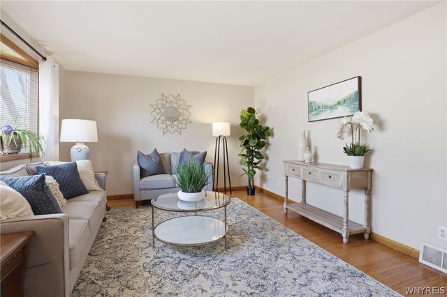 4243 E Frontier Drive, Hamburg, NY 14219