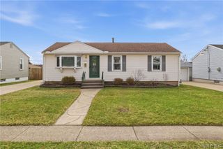 4243 E Frontier Drive, Hamburg, NY 14219