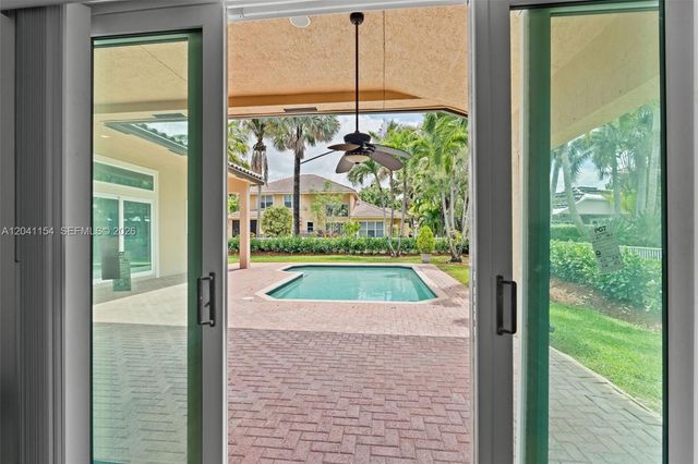 5019 NW 113 Avenue, Coral Springs, FL 33076