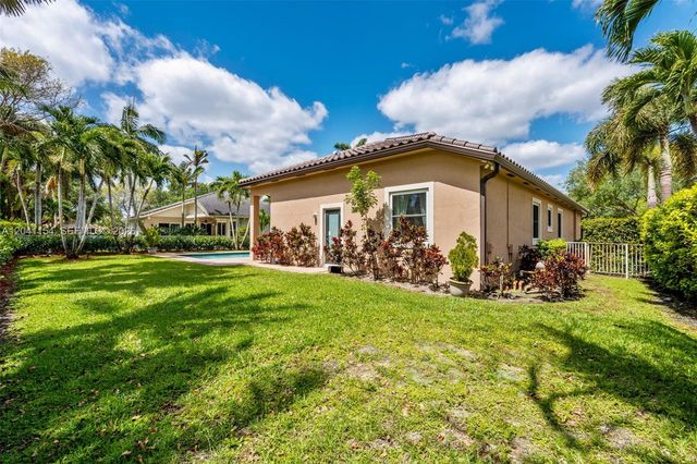 5019 NW 113 Avenue, Coral Springs, FL 33076