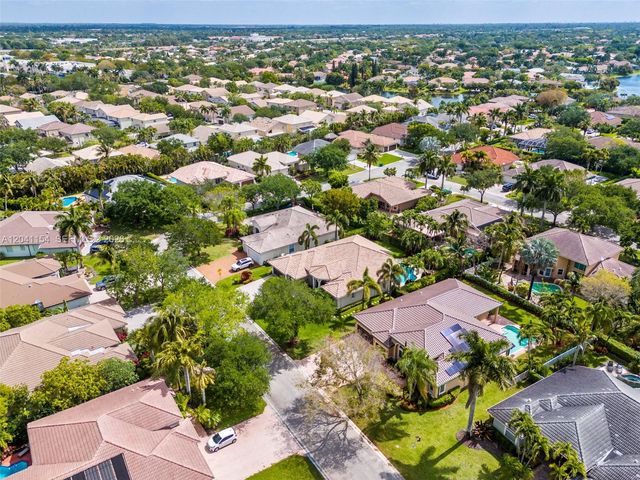 5019 NW 113 Avenue, Coral Springs, FL 33076