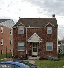 2026 W PHILADELPHIA ST, York, PA 17404