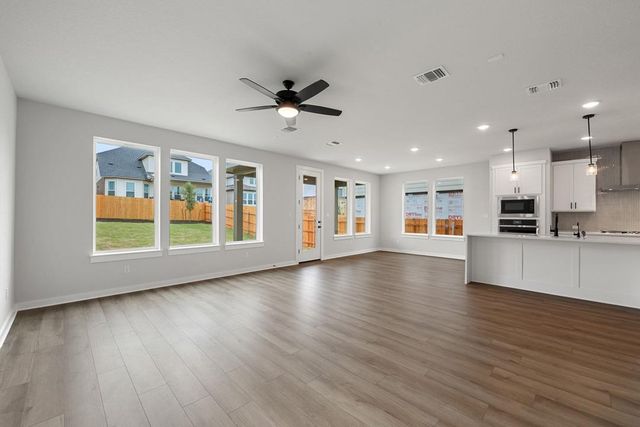 218 Grayson Elm Pass, Dripping Springs, TX 78620