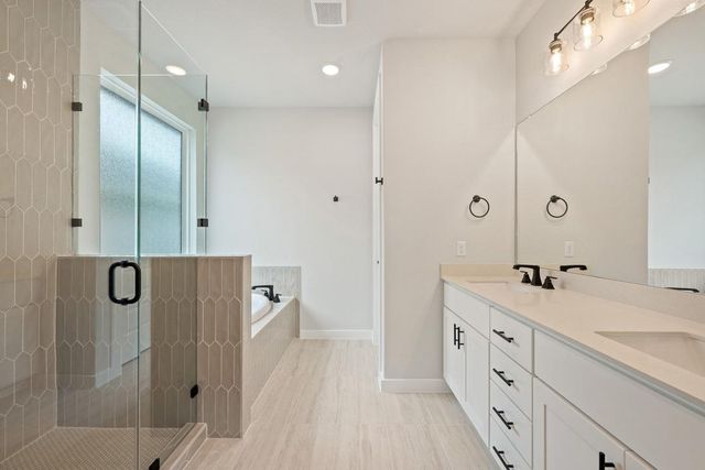 218 Grayson Elm Pass, Dripping Springs, TX 78620